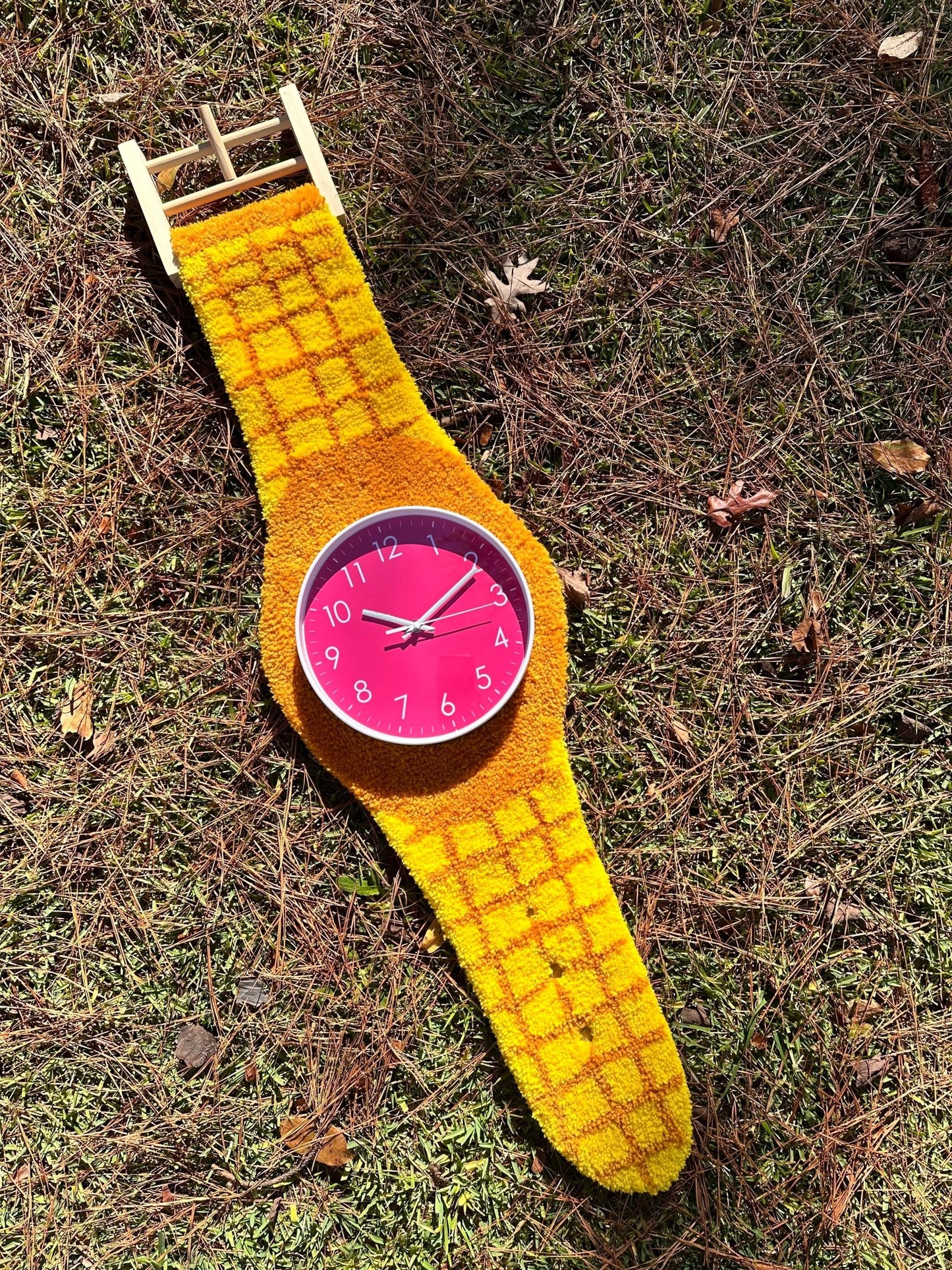 TUFTED WALL WATCH - Goodtoknowyoushop